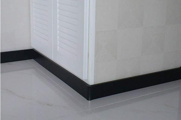 1607404713700788.jpg 瓷磚踢腳線1.jpg